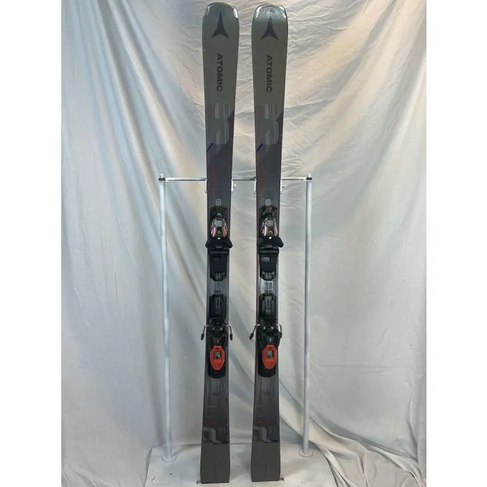 Atomic Redster Q Ti 2023 | Racing Ski | Skizaak