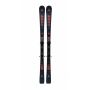 Fischer RC4 The Curv DTI ski paar vooraanzicht, volledig zichtbaar in donkerblauw met oranje-rode graphics en RS11 GW bindingen gemonteerd, staand op witte achtergrond