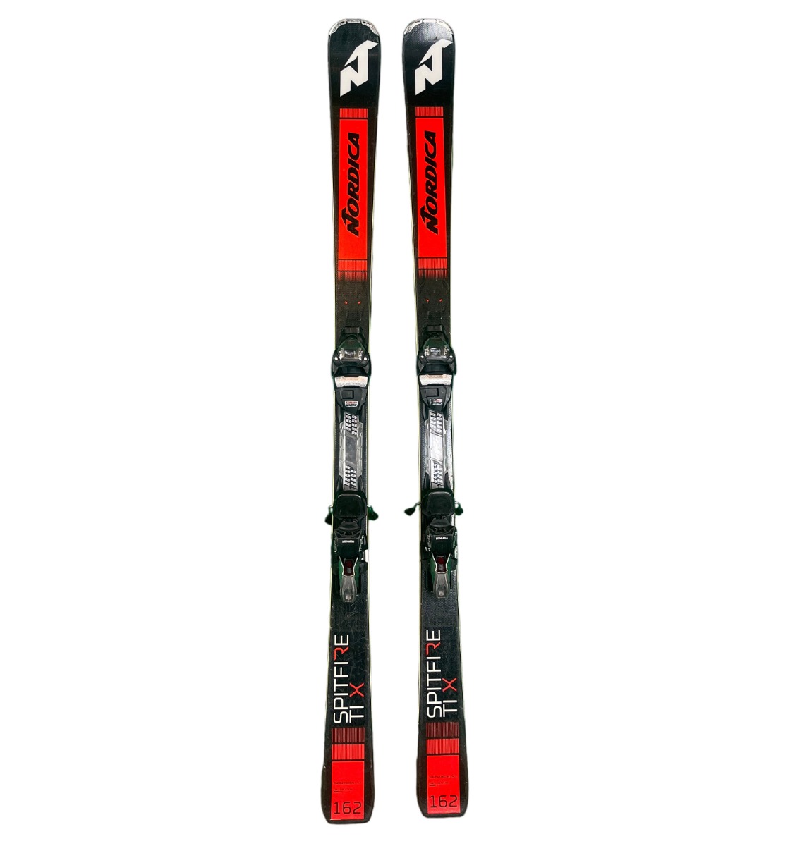 NORDICA DOBERMANN SPITFIRE EDT 板162㎝ img_9631_1.jpg